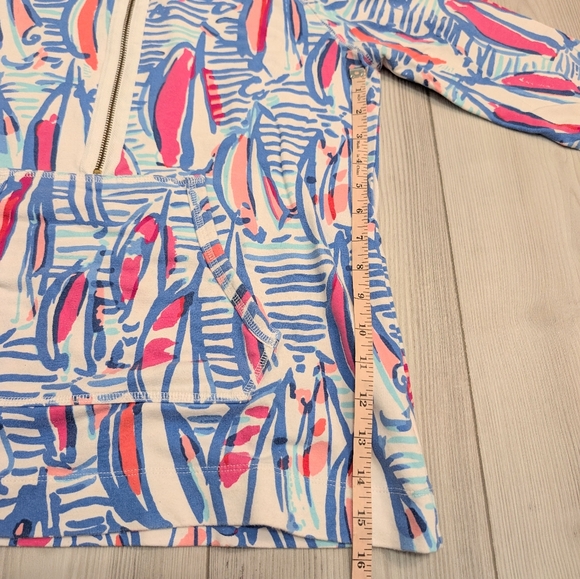 Lilly Pulitzer Skipper Popover Red Right Return Size Medium 🛞⛵🌊 - Picture 7 of 13